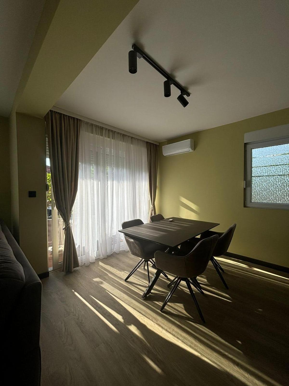 Apartments Luka Kotor Buitenkant foto